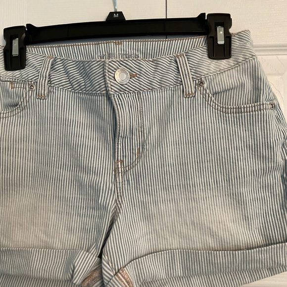 Maurices striped shorts - Picture 2 of 6